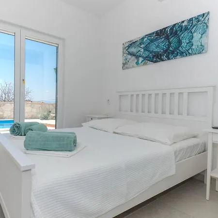 Tatil Evi Dante With Sea View & Private Pool Makarska