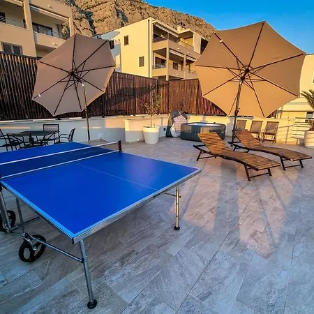 Dante With Sea View & Private Pool * Makarska